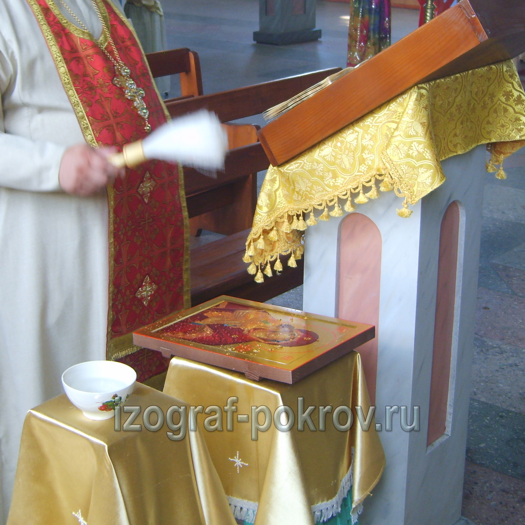 Освящение иконы Богородица Донская в храме Покрова Пресвятой Богородицы