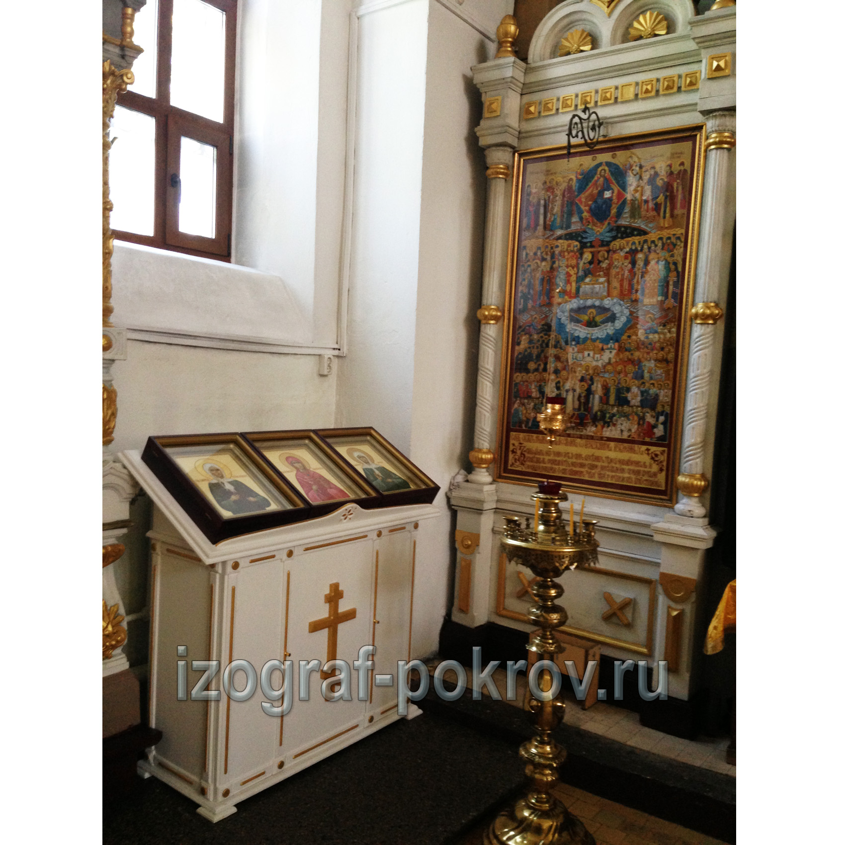 Икона Собор Новомучеников и Исповедников Российских в киоте