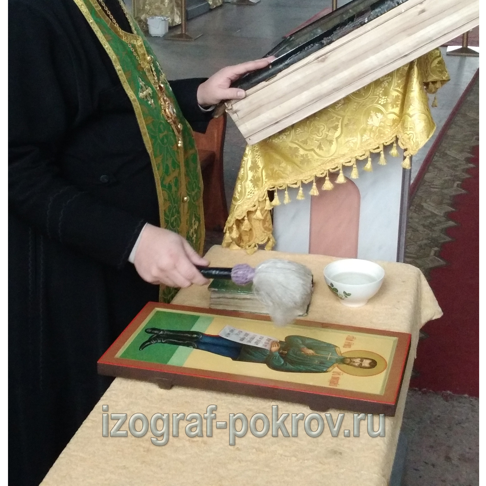 Освящение готовой иконы Царь Николай 2 в храме Покрова Пресвятой Богородицы